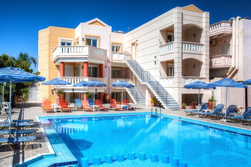 Artemis Apartments Stalos Exterior foto